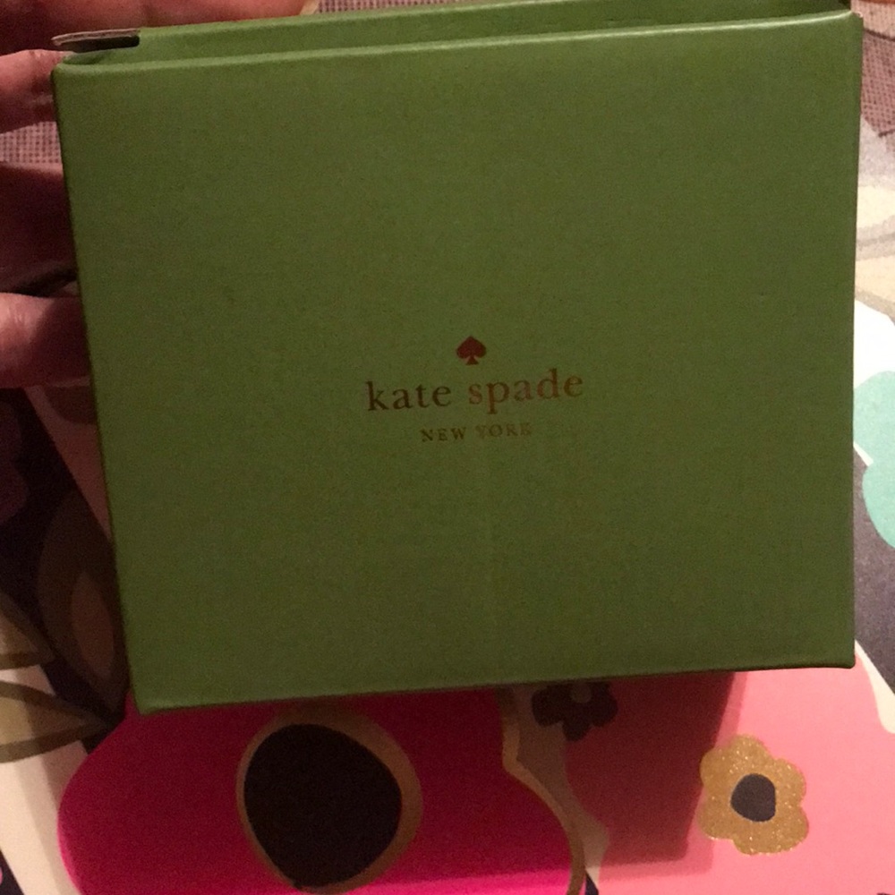 Late spade salt and pepper set